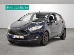 Blå Begagnad 2013 Ford Fiesta Titanium Halvkombi | 69 900 kr (Marknadspris)
