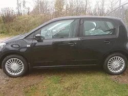 Svart Begagnad 2016 VW up! high up! Halvkombi | 84 900 kr (Superpris)