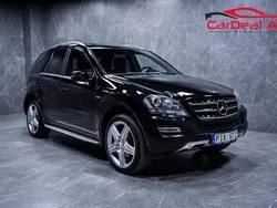 Svart Begagnad 2010 Mercedes ML350 Edition SUV | 144 800 kr