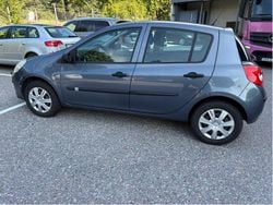 Blå Begagnad 2006 Renault Clio R.S. Halvkombi | 35 000 kr (Lite dyr)