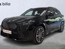 Svart Begagnad 2024 BMW iX2 M Sport SUV | 569 900 kr (Superpris)