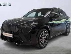 Svart Begagnad 2024 BMW iX2 M Sport SUV | 599 900 kr (Bra pris)