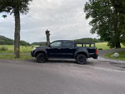 Svart Begagnad 2011 Toyota HiLux Pickup | 159 000 kr (Bra pris)