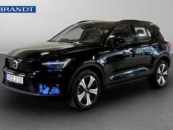 Svart Begagnad 2023 Volvo XC40 Plus SUV | 359 900 kr