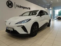 Vit Begagnad 2022 MG MG4 EV Halvkombi | 229 900 kr (Lite dyr)