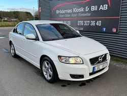 Vit Begagnad 2010 Volvo S40 Summum Sedan | 53 900 kr (Marknadspris)