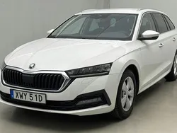 Vit Begagnad 2021 Skoda Octavia Ambition | 149 000 kr (Marknadspris)