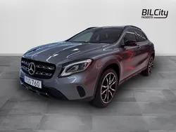 Mörkgrå Begagnad 2017 Mercedes GLA200 Avantgarde SUV | 229 900 kr (Marknadspris)