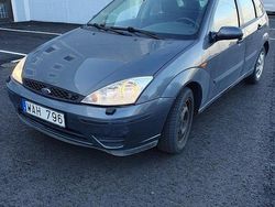 Begagnad 2004 Ford Focus Halvkombi | 14 000 kr