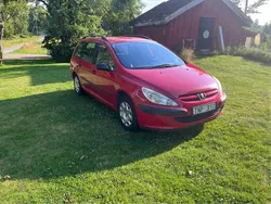 Röd Begagnad 2003 Peugeot 307 Kombi | 26 000 kr (Marknadspris)