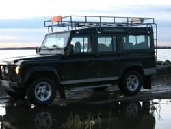 Begagnad 1998 Land Rover Defender Kombi | 175 000 kr