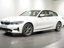 Okänd Begagnad 2020 BMW 330e Sport Line Sedan | 299 900 kr (Marknadspris)