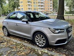 Silver Begagnad 2014 Audi A1 Sportback Sport Halvkombi | 100 000 kr (Marknadspris)
