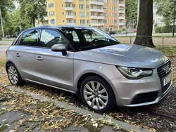 Silver Begagnad 2014 Audi A1 Sportback Sport Halvkombi | 100 000 kr (Marknadspris)