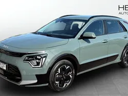 Grön (green) Begagnad 2022 Kia e-Niro SUV | 279 900 kr (Lite dyr)