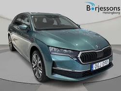 Grön Ny 2025 Skoda Octavia Kombi | 390 300 kr (Lite dyr)