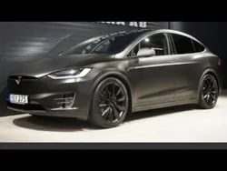 Grå Begagnad 2017 Tesla Model X SUV | 489 000 kr