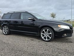 Svart Begagnad 2010 Volvo V70 Kombi | 98 000 kr (Marknadspris)