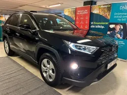 Svart Begagnad 2019 Toyota RAV4 Hybrid SUV | 279 900 kr (Marknadspris)
