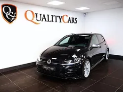 Svart Begagnad 2019 VW Golf VII R Halvkombi | 359 000 kr
