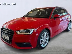 Röd Begagnad 2014 Audi A3 Sportback Comfort Halvkombi | 144 900 kr (Lite dyr)