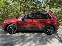 Röd Begagnad 2017 VW Tiguan GT SUV | 230 000 kr (Marknadspris)