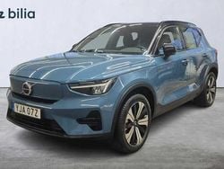 Blå Begagnad 2022 Volvo XC40 Core SUV | 339 000 kr