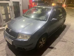 Grå Begagnad 2006 Skoda Fabia Kombi | 12 800 kr (Marknadspris)