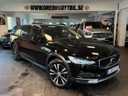 Svart Begagnad 2022 Volvo V90 CC Kombi | 379 900 kr (Marknadspris)