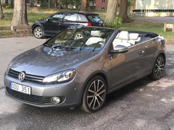 Grå Begagnad 2012 VW Golf Cabriolet Cab | 145 000 kr