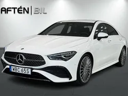 Vit Begagnad 2023 Mercedes CLA200 AMG line Sportkupé | 399 800 kr (Dyr)