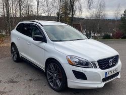 Vit Begagnad 2012 Volvo XC60 R-Design SUV | 140 000 kr (Lite dyr)