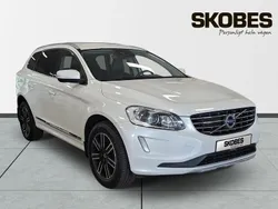 Vit Begagnad 2017 Volvo XC60 Standard SUV | 215 100 kr (Bra pris)