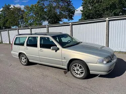Grå Begagnad 2000 Volvo V70 Kombi | 40 000 kr (Lite dyr)