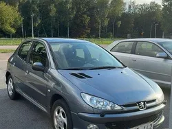 Grå Begagnad 2006 Peugeot 206 Halvkombi | 16 999 kr (Bra pris)