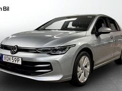 Silver Begagnad 2024 VW Golf VIII Edition Halvkombi | 304 900 kr (Marknadspris)