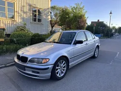 Silver Begagnad 2002 BMW 325 Sedan | 29 500 kr