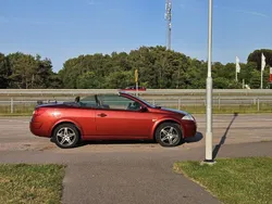 Röd Begagnad 2008 Renault Mégane Cabriolet Cab | 35 000 kr