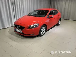 Röd Begagnad 2017 Volvo V40 Business Edition Kombi | 104 900 kr (Marknadspris)