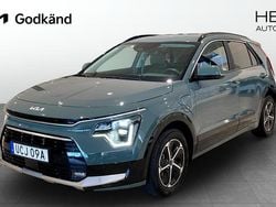 Grön (green) Begagnad 2024 Kia Niro Advance SUV | 349 900 kr (Bra pris)