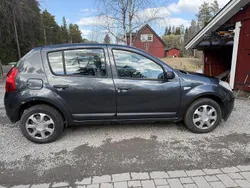 Grå Begagnad 2010 Dacia Sandero Halvkombi | 22 000 kr