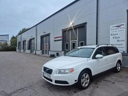Vit Begagnad 2008 Volvo V70 Kinetic Kombi | 33 900 kr (Bra pris)