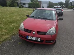 Röd Begagnad 2007 Renault Clio R.S. Halvkombi | 15 000 kr (Bra pris)
