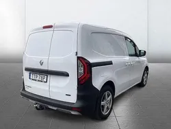 Vit Begagnad 2023 Renault Kangoo Minibuss | 249 900 kr (Superpris)