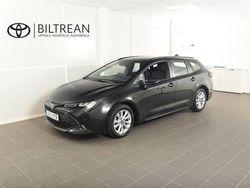 Svart Begagnad 2023 Toyota Corolla Active Kombi | 269 900 kr (Marknadspris)