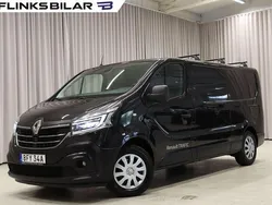 Svart (svart metallic) Begagnad 2020 Renault Trafic Van | 249 900 kr (Marknadspris)