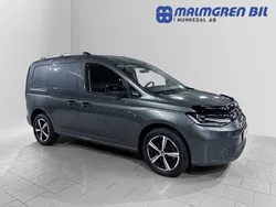 Grå (grå metallic) Begagnad 2023 VW Caddy Active Minibuss | 411 250 kr (Dyr)