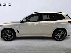 Vit Begagnad 2020 BMW X5 iPerformance SUV | 599 000 kr (Bra pris)