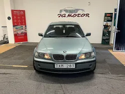 Grön Begagnad 2002 BMW 320 Sedan | 49 900 kr (Marknadspris)
