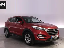 Röd Begagnad 2015 Hyundai Tucson SUV | 154 900 kr (Marknadspris)